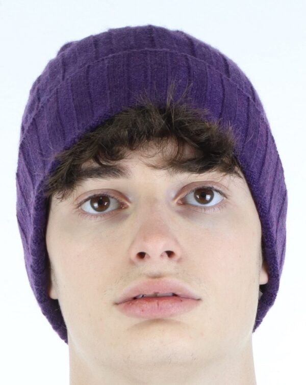 Berretto cashmere unisex a coste colore viola - immagine 4