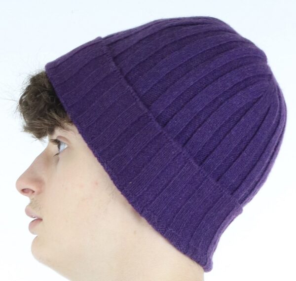 Berretto cashmere unisex a coste colore viola - immagine 7